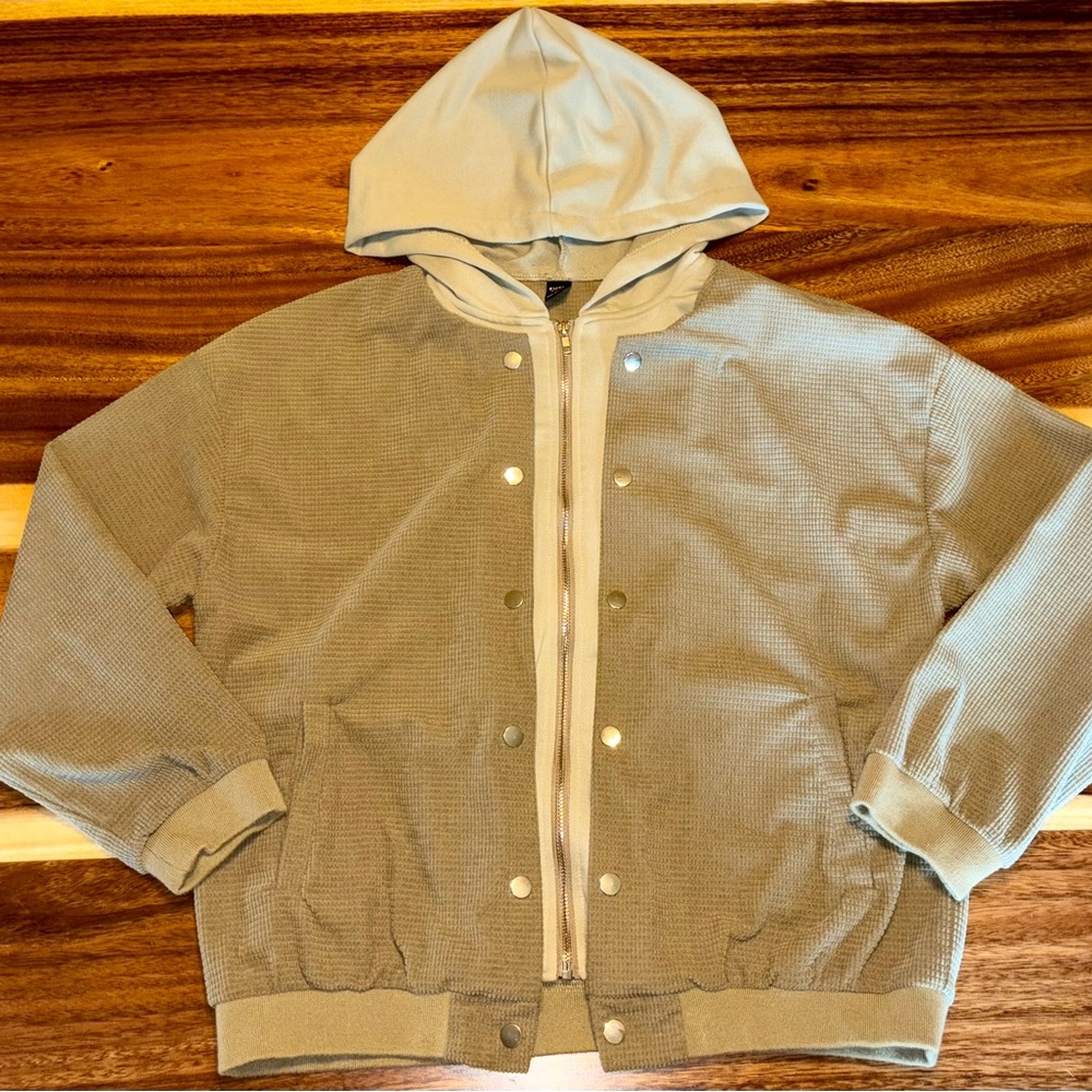 Women’s Army Green Hooded Zip Up Jacket